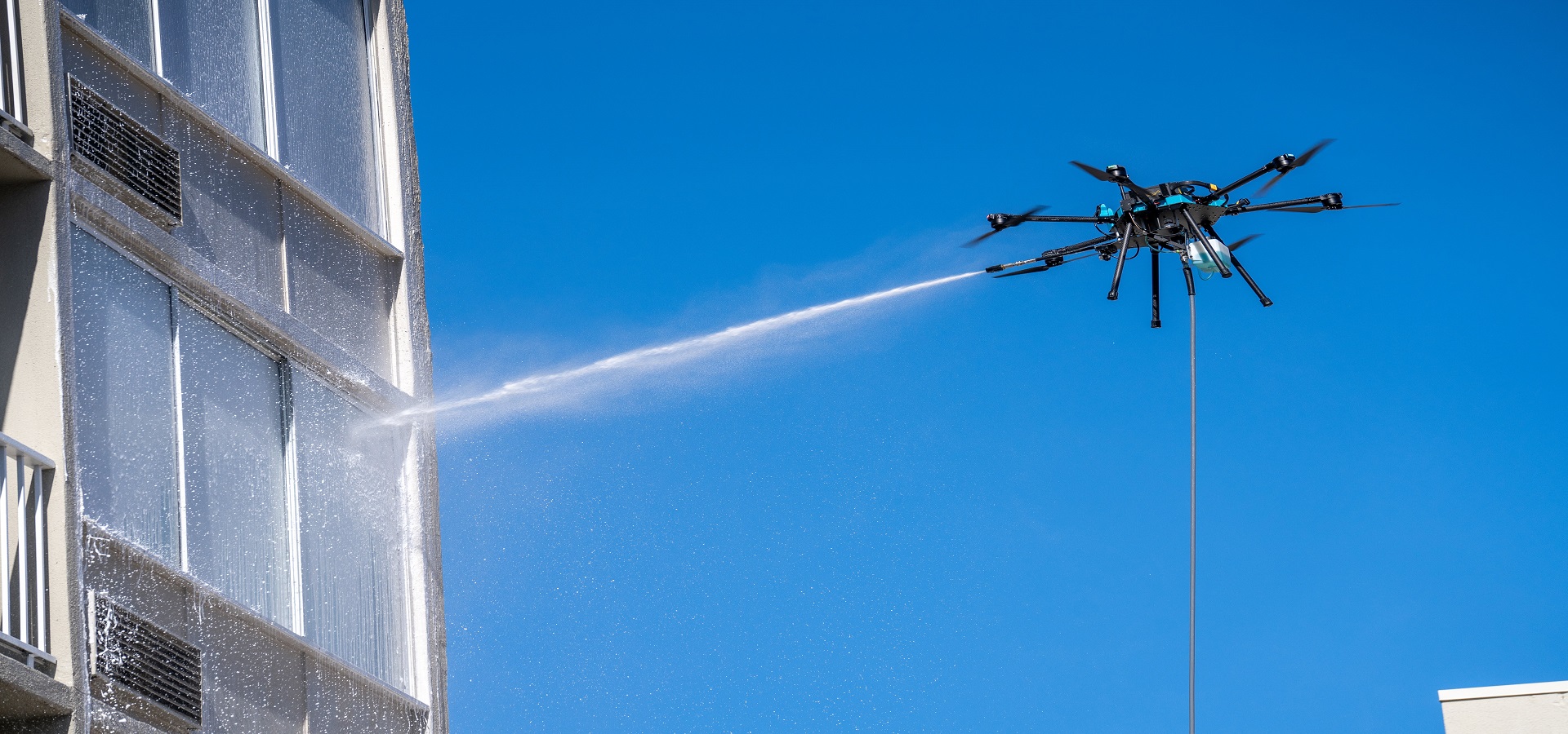 Drone İle Bina Dış Cephe Temizliği